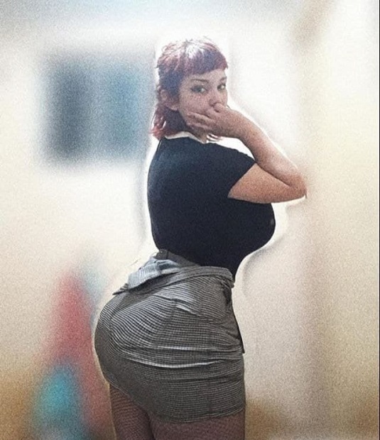 Gordita culona siendo cogida en cuatro 10