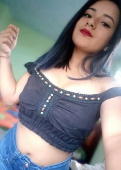 Putita de facebook es filtrada mostrando la peludita 14