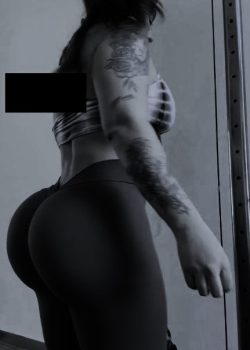La culona buenorra del gym nos deja su aporte 19