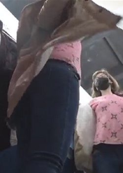Flaquita fue espiada en el cambiador de ropa 16