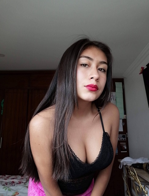 La inalcanzable de la uni me manda nudes 10