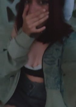 Flaquita tetona cabalgando pinga bien sabroso 7