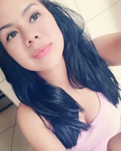 Que ricas tetas tiene la primita 10