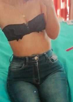 Morrita de tetis se manda pepino bien duro por la concha 10