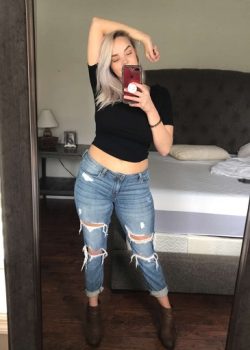Mi compañera de la universidad me manda nudes + videos 21