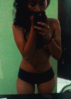 Flaquita peruana manda nudes a su flaco 5