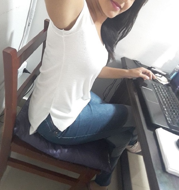 Mi mejor amiga se aburrio de estudiar y me mando nudes 10