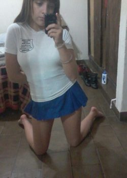 Colegiala XXX turbandose hasta correrse + videos 4
