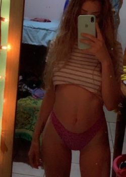 Rubia universitaria de instagram es filtrada 13