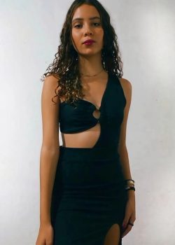 Flaquita morenita cogiendo y mamando verga 6