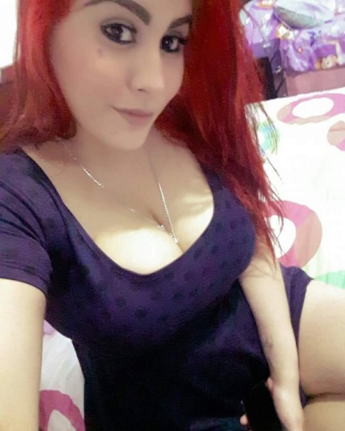 Gordita tetona mostrandolas para el grupo 10
