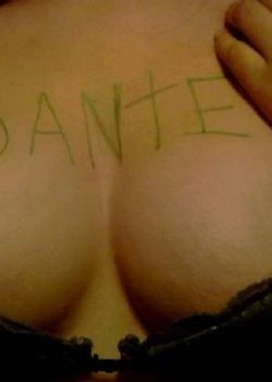 Les comparto las nudes y videos de la tetona de mi propiedad 8