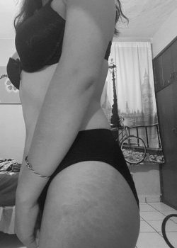 Se filtro el pack de nudes de mi prima 5