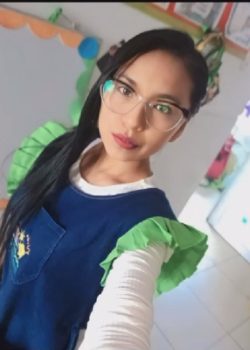 La maestra de mi hijo, me manda nudes y videos 1