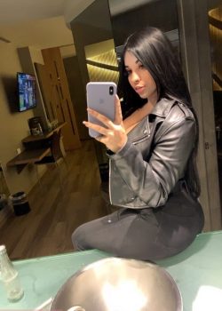 Colombiana culona luego de bailar sexy, es cogida por atras bien duro 12