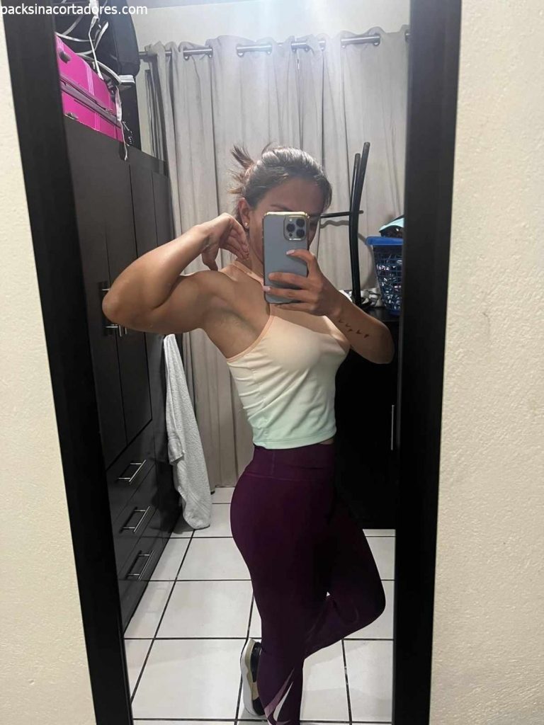 La Mama De Mi Amiga Esta rica 10