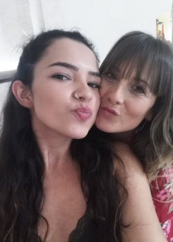 Putitas madre e hija 19